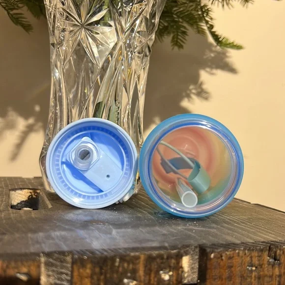 🌈 RAINBOW Water Bottle 25oz Motivational Fitness Jug with Time Markers - Picture 7 of 8